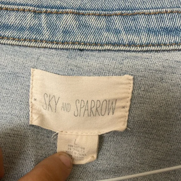 Sky and Sparrow Jean jacket size L - Picture 5 of 5